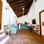 Дом отдыха Cortijo Eucalipto 2 Нерха