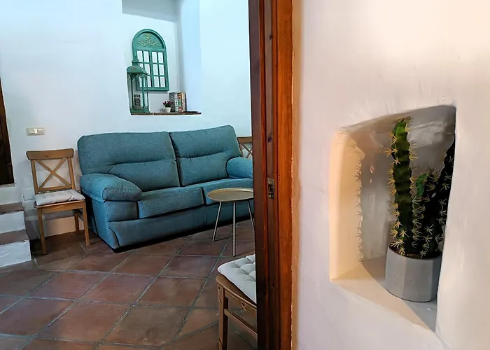 Cortijo Eucalipto 2 *